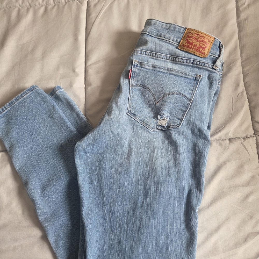 Levi's Women's Light Blue Jeans